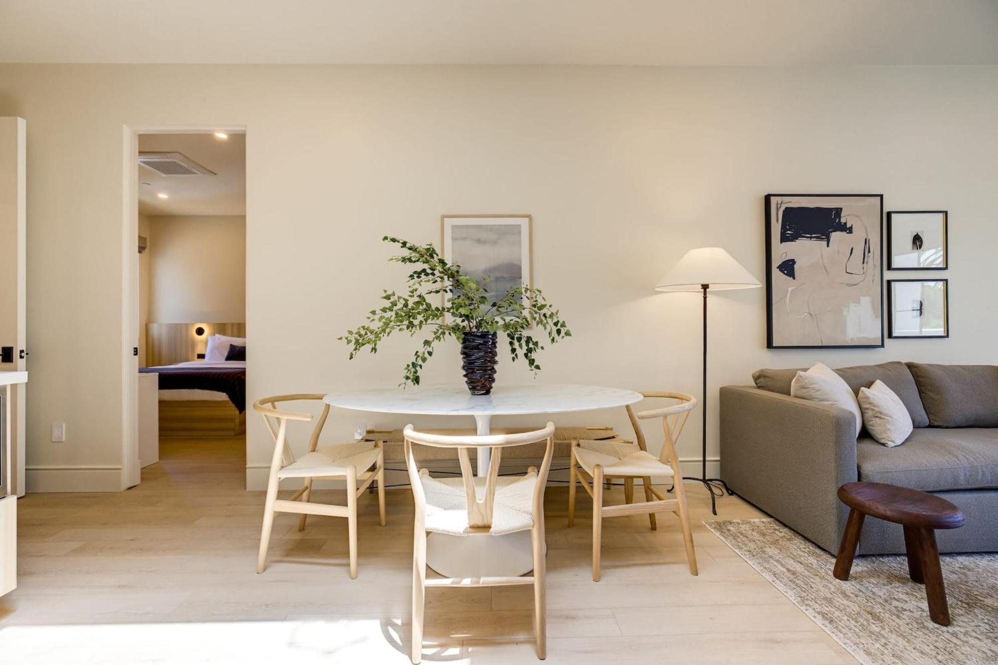 Casa De La Vina - Boutique Apartments In Downtown Санта-Барбара Экстерьер фото
